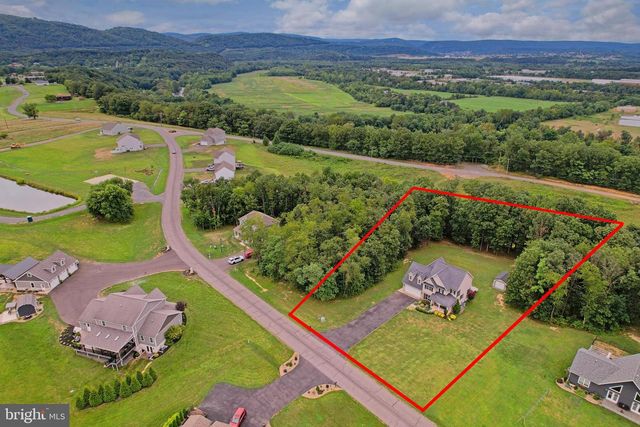 194 MEADOWLAND DR, Ridgeley, WV 26753