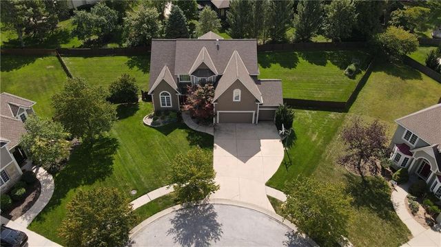 15636 S Gallery Street, Olathe, KS 66062