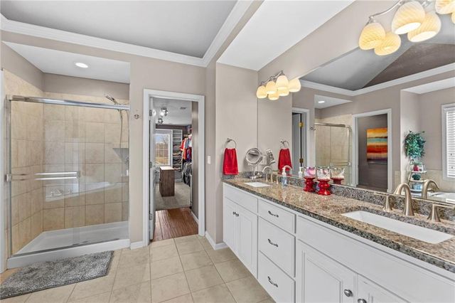 15636 S Gallery Street, Olathe, KS 66062