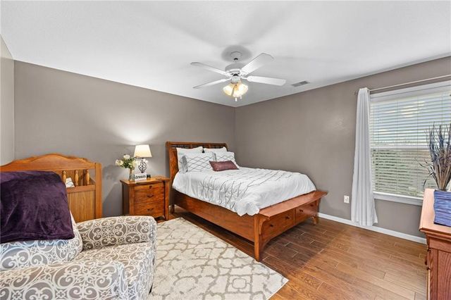 15636 S Gallery Street, Olathe, KS 66062