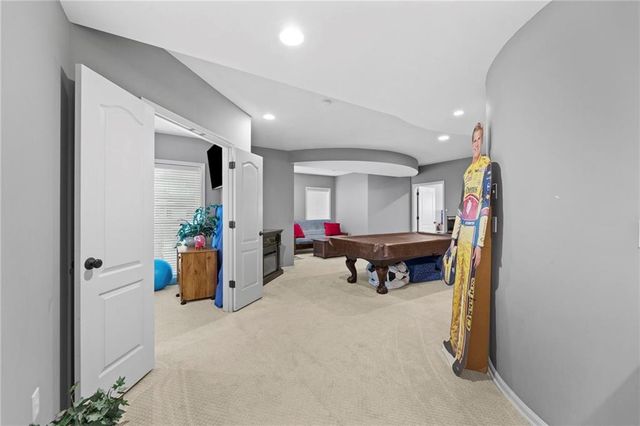 15636 S Gallery Street, Olathe, KS 66062