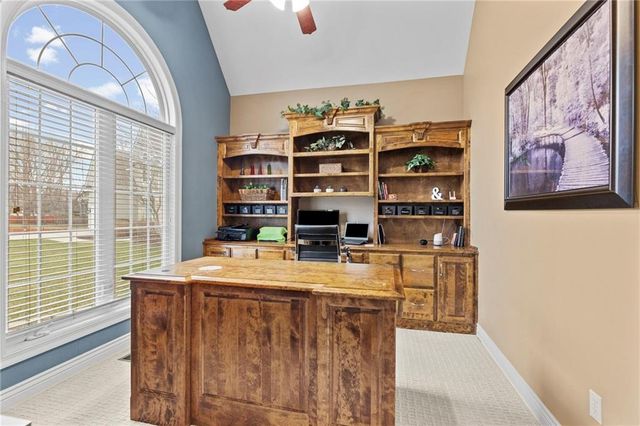 15636 S Gallery Street, Olathe, KS 66062