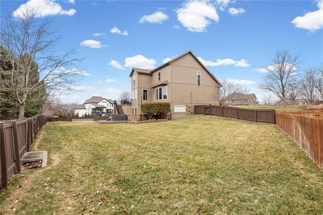 15636 S Gallery Street, Olathe, KS 66062