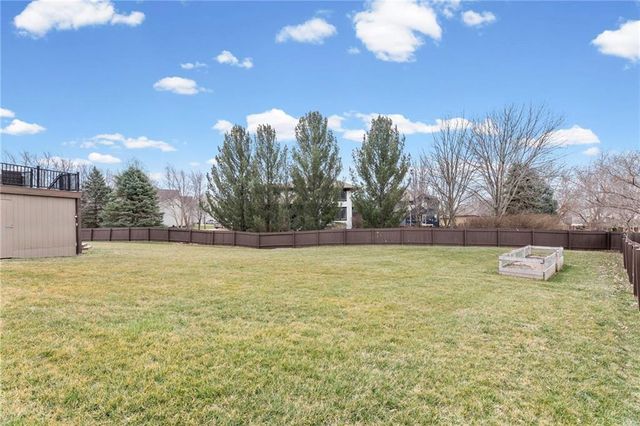 15636 S Gallery Street, Olathe, KS 66062