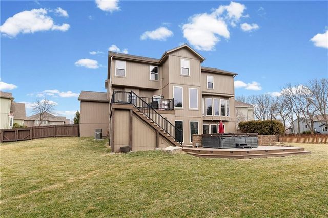 15636 S Gallery Street, Olathe, KS 66062