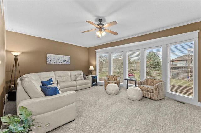 15636 S Gallery Street, Olathe, KS 66062