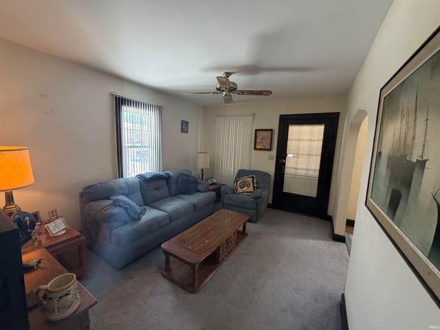 2020 E Blackford Avenue, Evansville, IN 47714