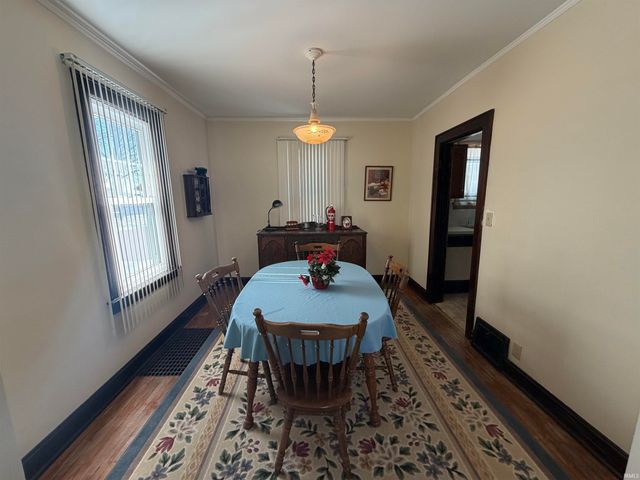 2020 E Blackford Avenue, Evansville, IN 47714