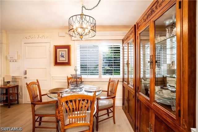 388 4th AVE S 388, Naples, FL 34102