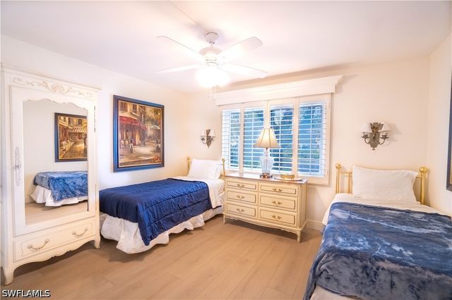 388 4th AVE S 388, Naples, FL 34102