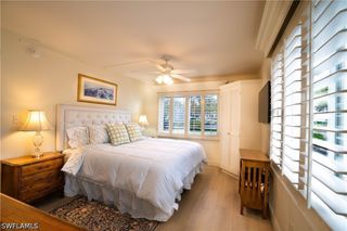 388 4th AVE S 388, Naples, FL 34102