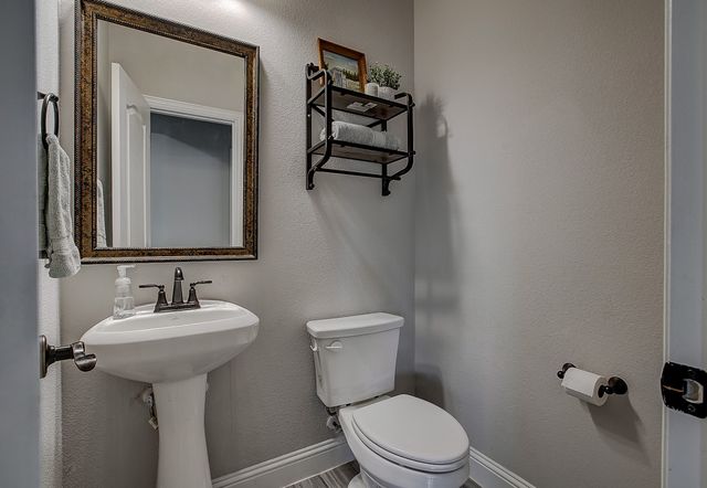 167 Summit Court, Lavon, TX 75166