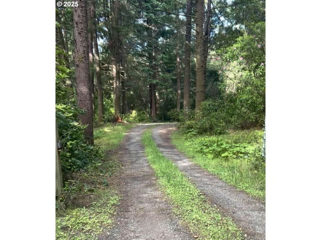 88675 WHITING Ln, Bandon, OR 97411