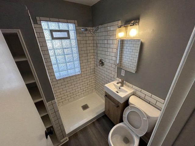 402 N 68th STREET, Milwaukee, WI 53212