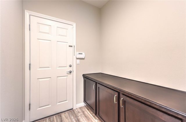 5723 Shadow Bend Drive, Las Vegas, NV 89135