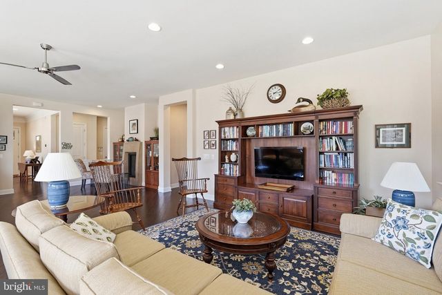 118 HARVESTER DR, Lake Frederick, VA 22630