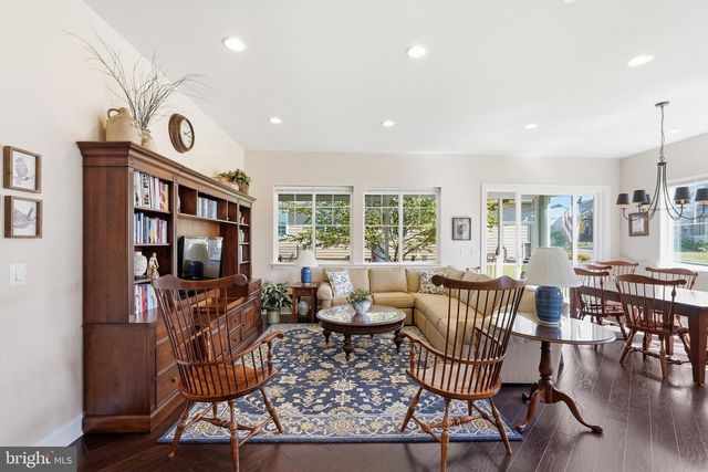 118 HARVESTER DR, Lake Frederick, VA 22630