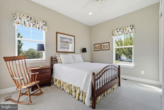 118 HARVESTER DR, Lake Frederick, VA 22630