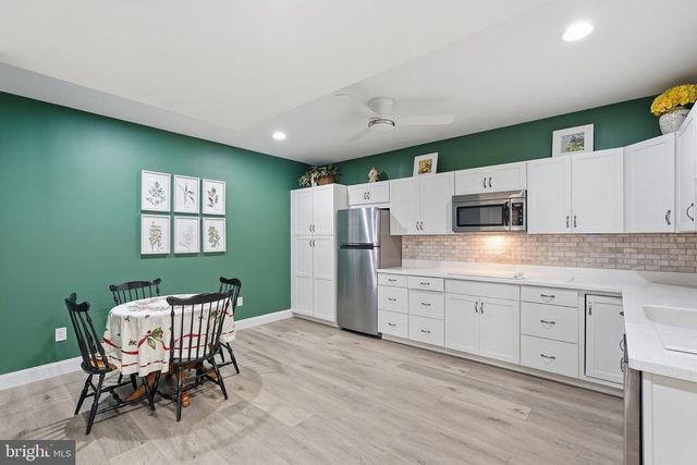 118 HARVESTER DR, Lake Frederick, VA 22630