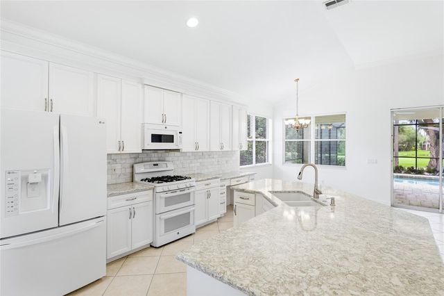 711 FOGGY MORN LANE, Bradenton, FL 34212