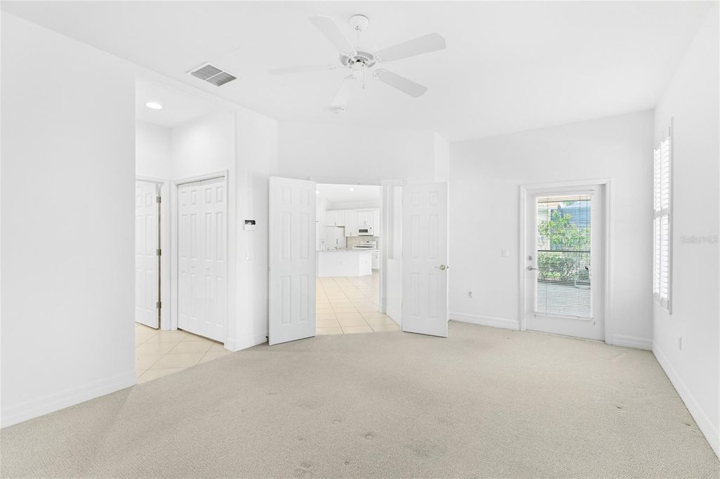 Image 22 of property listing at 711 FOGGY MORN LANE, Bradenton, FL 34212