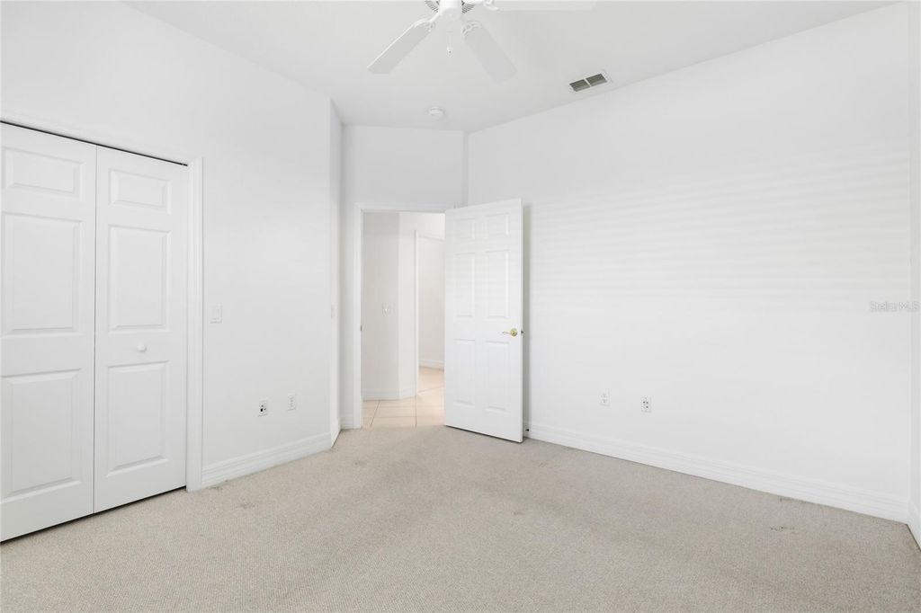 Image 29 of property listing at 711 FOGGY MORN LANE, Bradenton, FL 34212