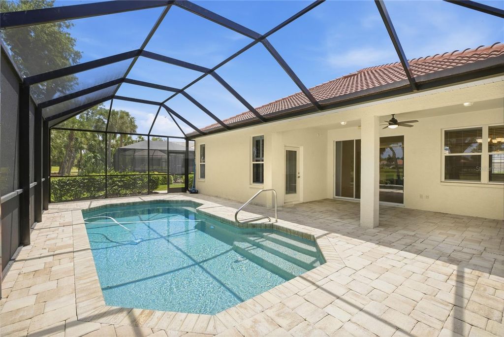 Image 32 of property listing at 711 FOGGY MORN LANE, Bradenton, FL 34212