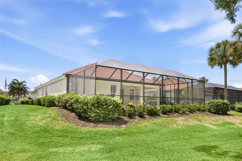 Image 35 of property listing at 711 FOGGY MORN LANE, Bradenton, FL 34212