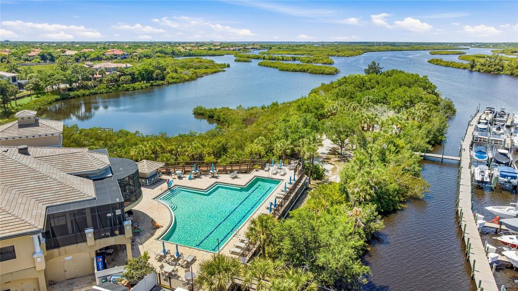 Image 43 of property listing at 711 FOGGY MORN LANE, Bradenton, FL 34212