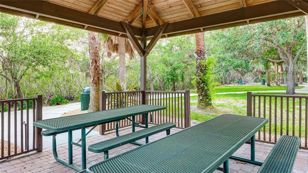 Image 57 of property listing at 711 FOGGY MORN LANE, Bradenton, FL 34212