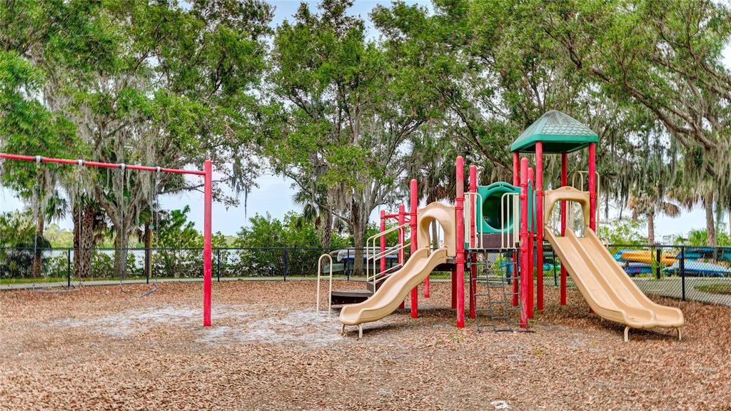 Image 59 of property listing at 711 FOGGY MORN LANE, Bradenton, FL 34212