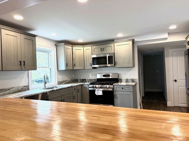 56 N.Broadway, Haverhill, MA 01832