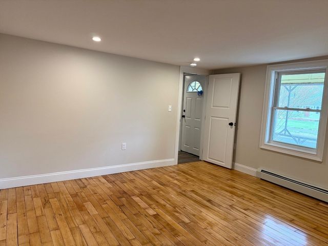 56 N.Broadway, Haverhill, MA 01832
