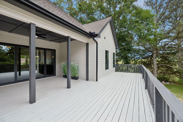568 Wilkinson Road NE, Cleveland, TN 37323
