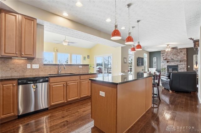 348 Beck Drive, Dayton, OH 45458