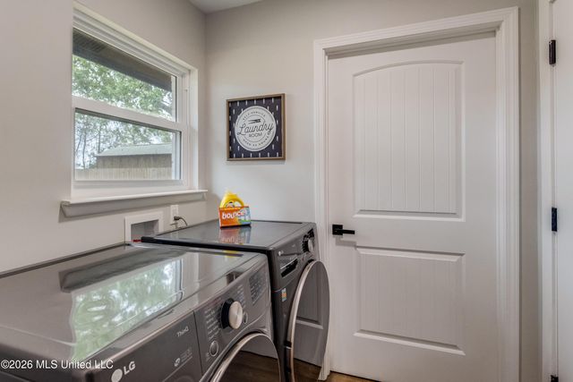 3244 Nottingham Road, Ocean Springs, MS 39564