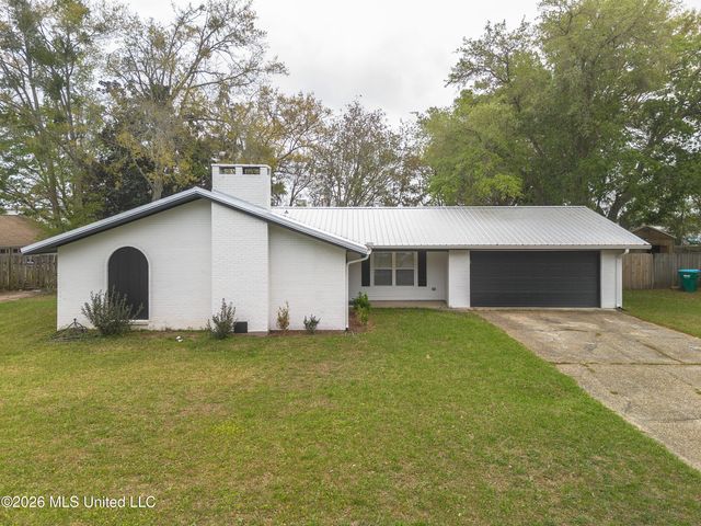 3244 Nottingham Road, Ocean Springs, MS 39564