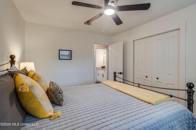 3244 Nottingham Road, Ocean Springs, MS 39564