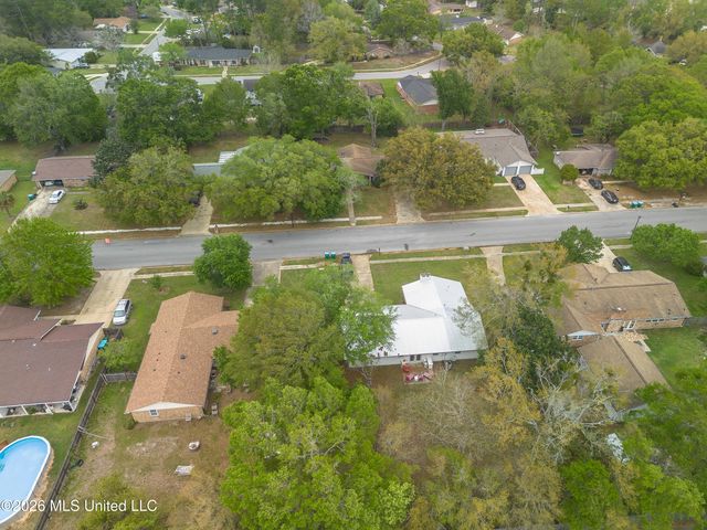 3244 Nottingham Road, Ocean Springs, MS 39564