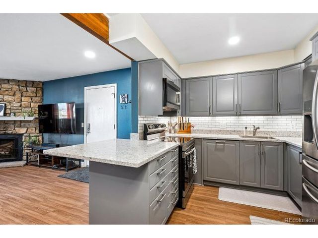 10251 W 44th Ave 2-2-105, Wheat Ridge, CO 80033