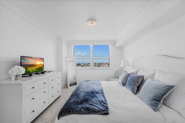 19501 W Country Club Dr 2513, Aventura, FL 33180