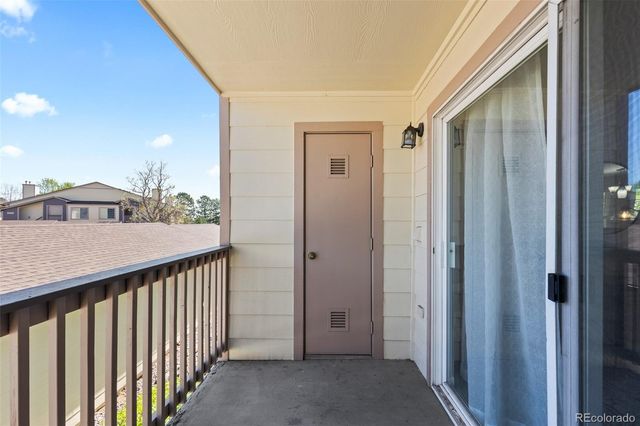 5443 S Dover Street 204, Denver, CO 80123