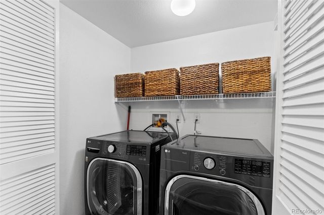 5443 S Dover Street 204, Denver, CO 80123