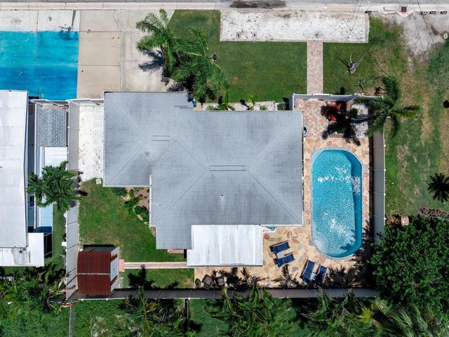 230 144TH AVENUE, Madeira Beach, FL 33708