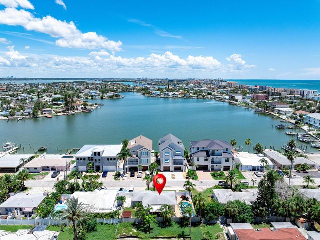 230 144TH AVENUE, Madeira Beach, FL 33708