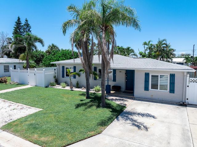 230 144TH AVENUE, Madeira Beach, FL 33708