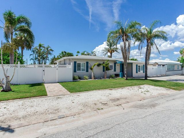 230 144TH AVENUE, Madeira Beach, FL 33708
