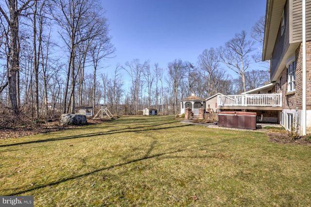 1361 WOODLAND CIR, Denver, PA 17517