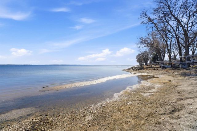 104 ADELLA BEACH ROAD, Neenah, WI 54956