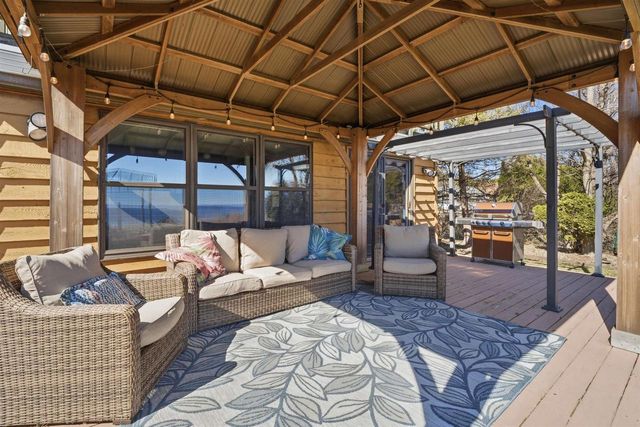 104 ADELLA BEACH ROAD, Neenah, WI 54956